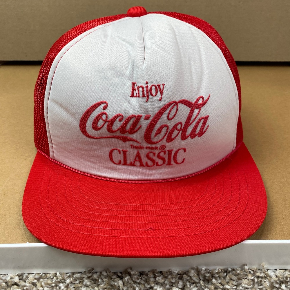 VTG Coca-Cola Classic Trucker Hat Mens OSFA Red White Mesh Snapback Logo Hat